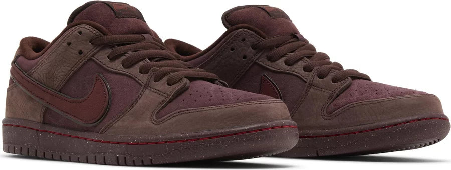 Nike SB Dunk Low "City of Love - Burgundy Crush" - Pay with Afterpay