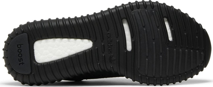 Soles of adidas Yeezy 350 "Pirate Black" (2023)