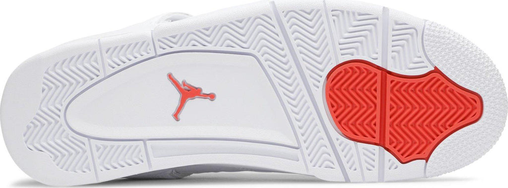 Soles of Nike Air Jordan 4 "Orange Metallic"