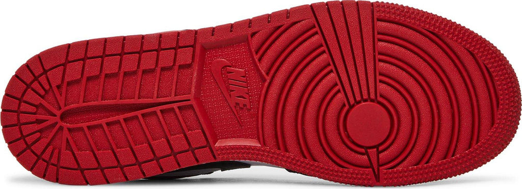 Soles of Nike Air Jordan 1 Low "Bred Toe" (GS) au.sell store