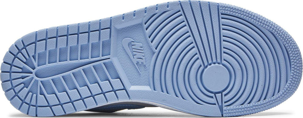 Soles of Nike Air Jordan 1 Low "Aluminum" (Women's) au.sell store