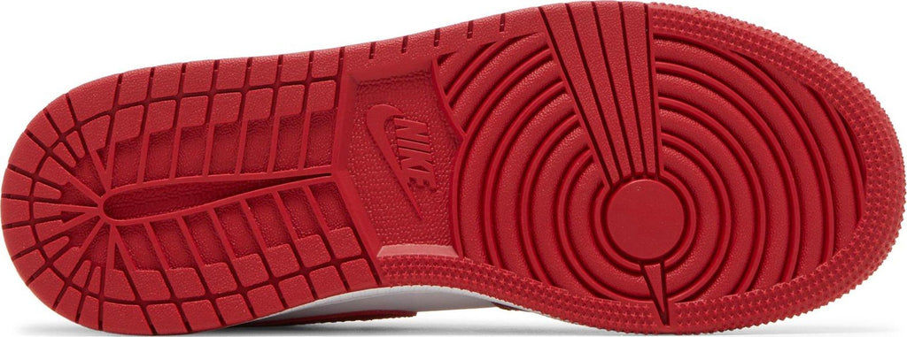 Soles of Nike Air Jordan 1 Low "Bulls" (GS) au.sell store