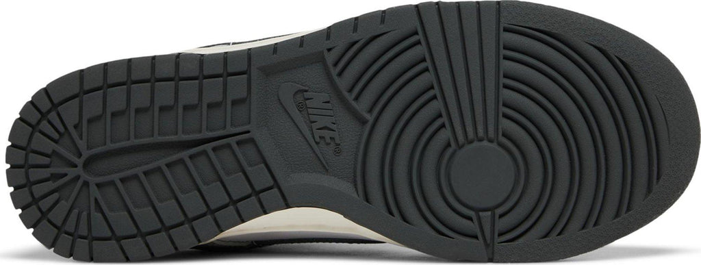 Soles Nike Dunk Low "Light Smoke Grey" (Women's) au.sell store