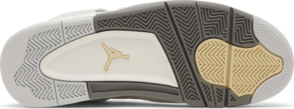 Soles of  Nike Air Jordan 4 SE "Craft Photon Dust" au.sell store