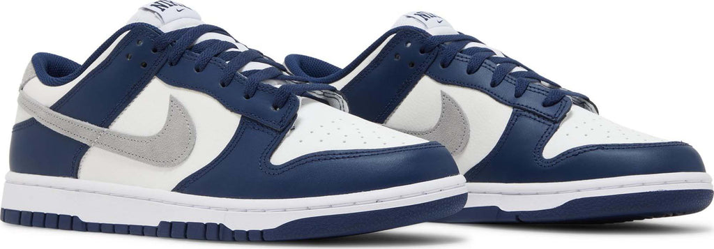 Both Sides of Nike Dunk Low "Summit White Midnight Navy" au.sell