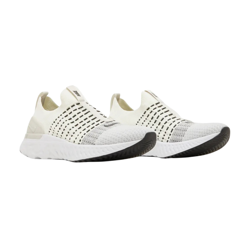 Shop Nike React Phantom Run Flyknit 2 "Sail Light Bone" - Available at au.sell