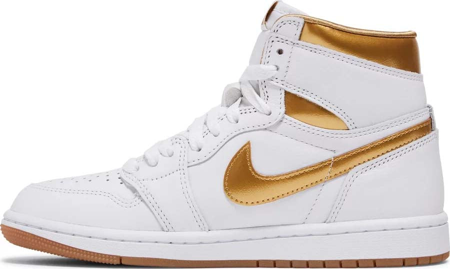 Shop the Nike Air Jordan 1 High OG "Metallic Gold" (Women's) at au.sell