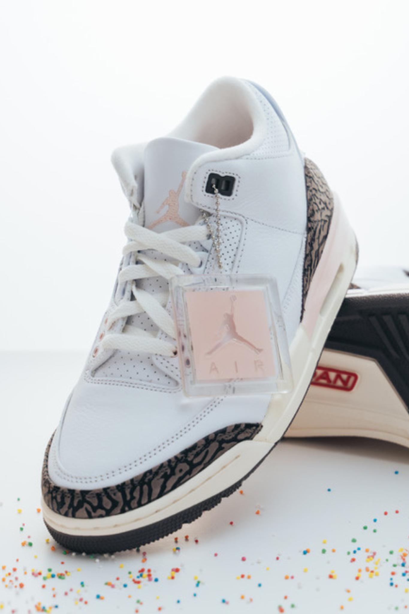 Air Jordan 3 Sneakers au ll store