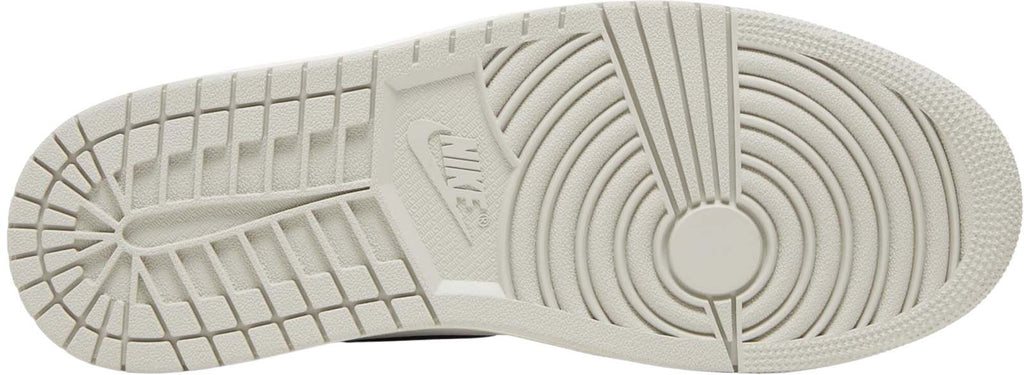 Soles of Nike Air Jordan 1 High OG "White Cement" au.sell store