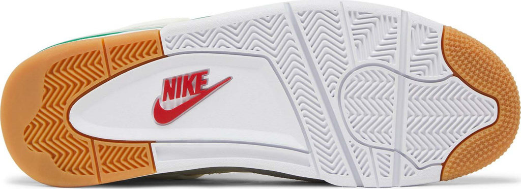 Soles of Nike Air Jordan 4 SB "Pine Green" au.sell store